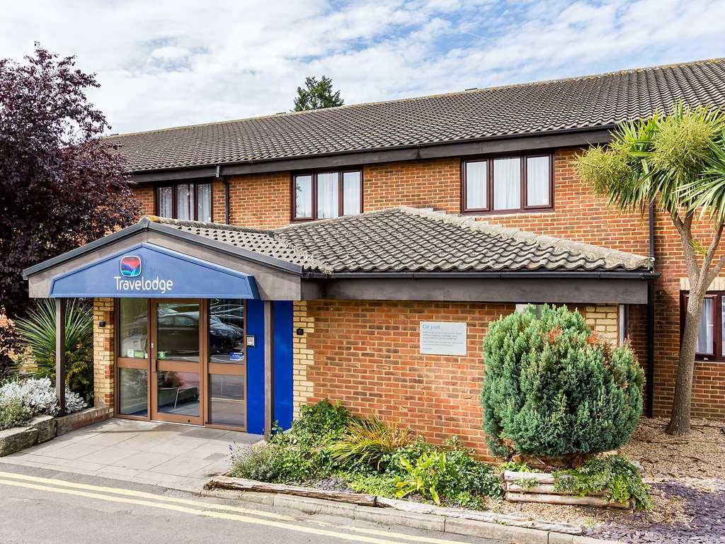 Travelodge London Wimbledon Morden Morden  Kültér fotó