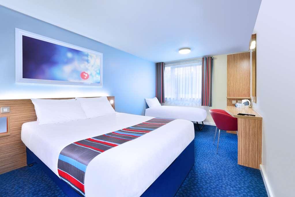 Travelodge London Wimbledon Morden Morden  Szoba fotó